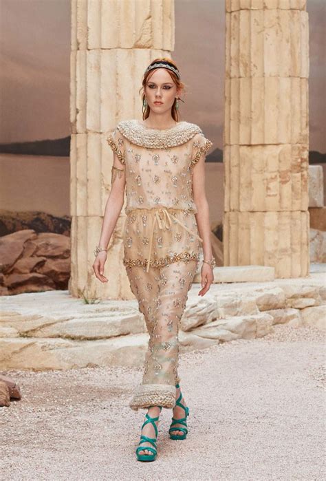 chanel cruise 2017 18 show|Chanel cruise ancient Greece pictures.